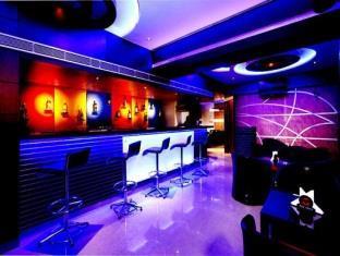 The Nines Business Hotel Bangalore Esterno foto